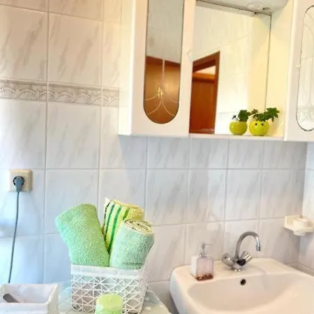 Apartment Charming In *